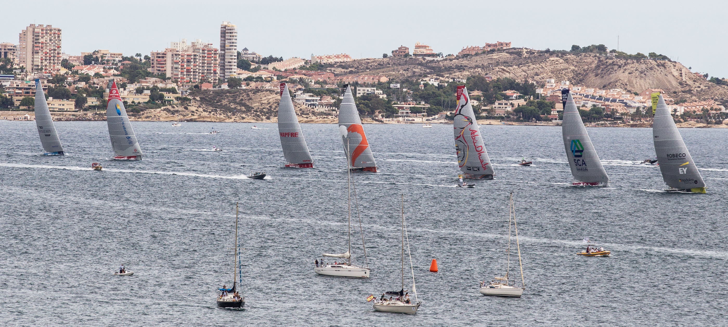 OCTUBRE. La Volvo Ocean Race que tuvo el puerto de Alicante como sede de su salida.