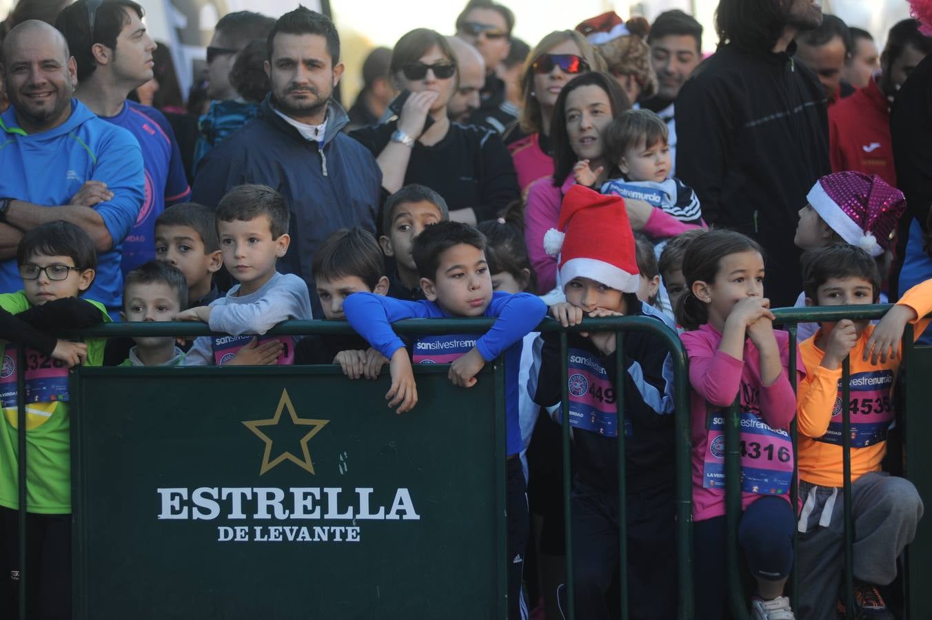 Los niños corren la San Silvestre de Murcia 2014