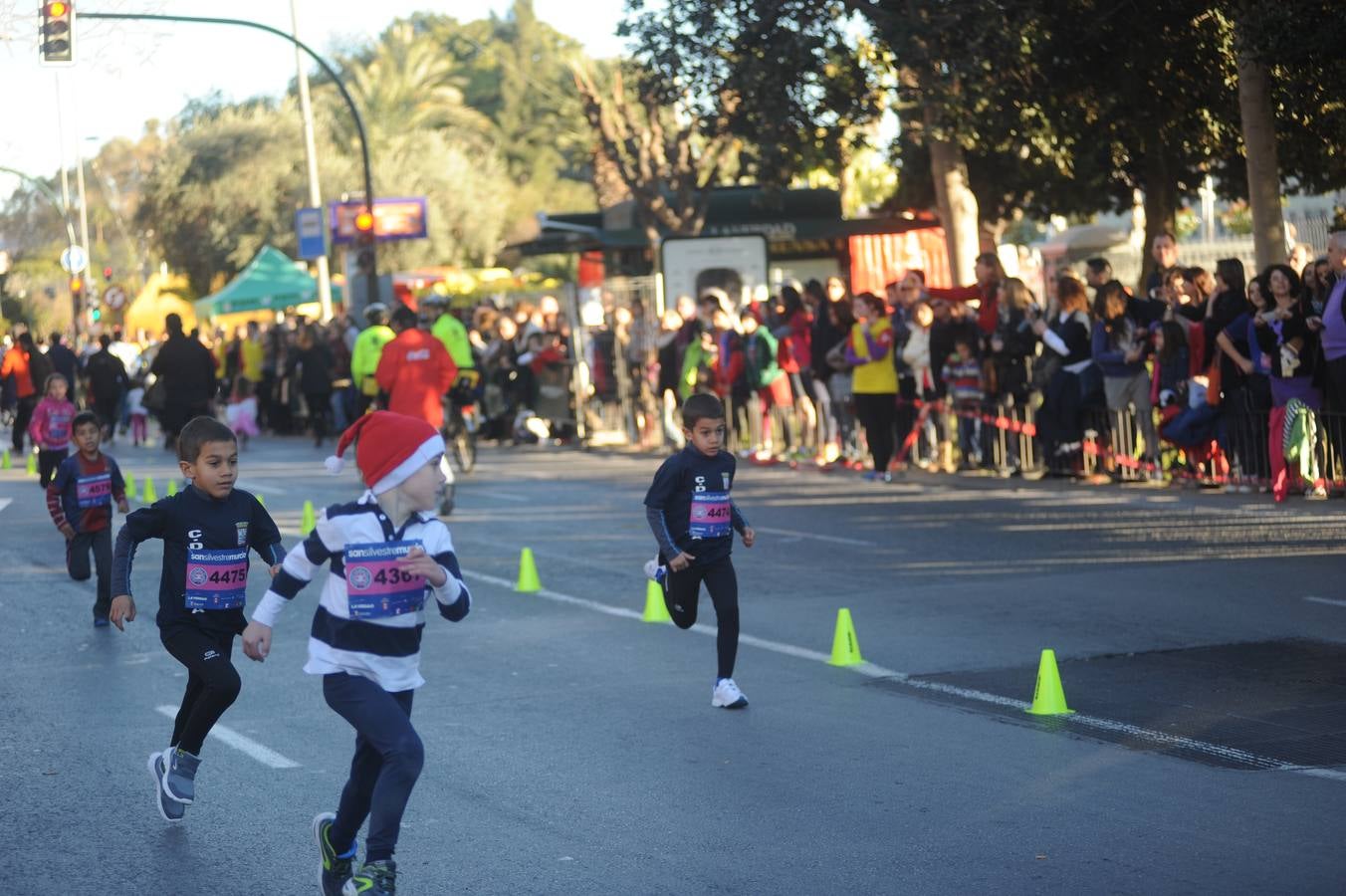 Los niños corren la San Silvestre de Murcia 2014