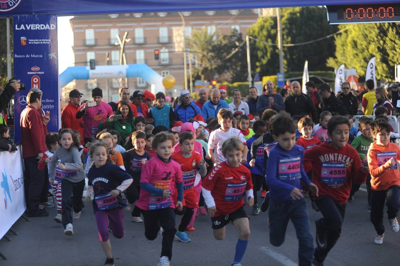 Los niños corren las San Silvestre de Murcia 2014 II