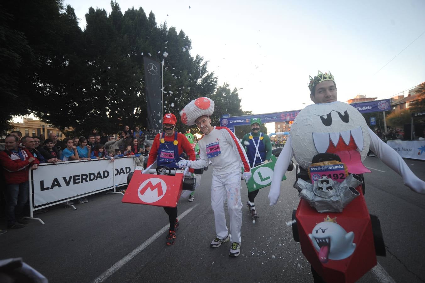 Disfraces en la San Silvestre de Murcia 2014