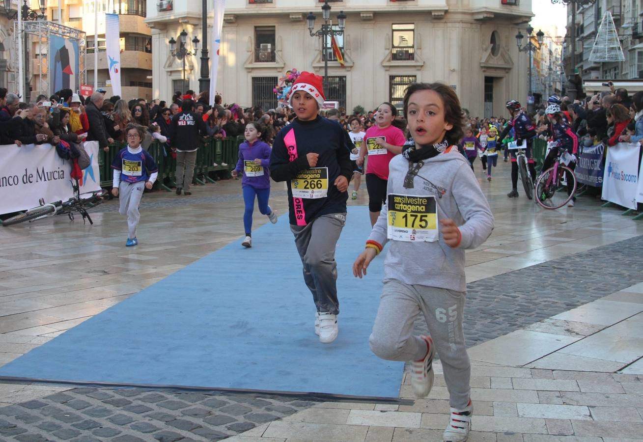 Los pequeños también disfrutan de la San Silvestre de Cartagena