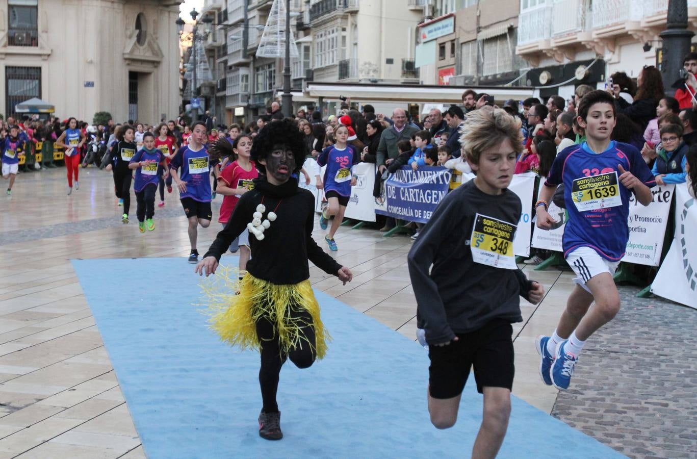 Los pequeños también disfrutan de la San Silvestre de Cartagena