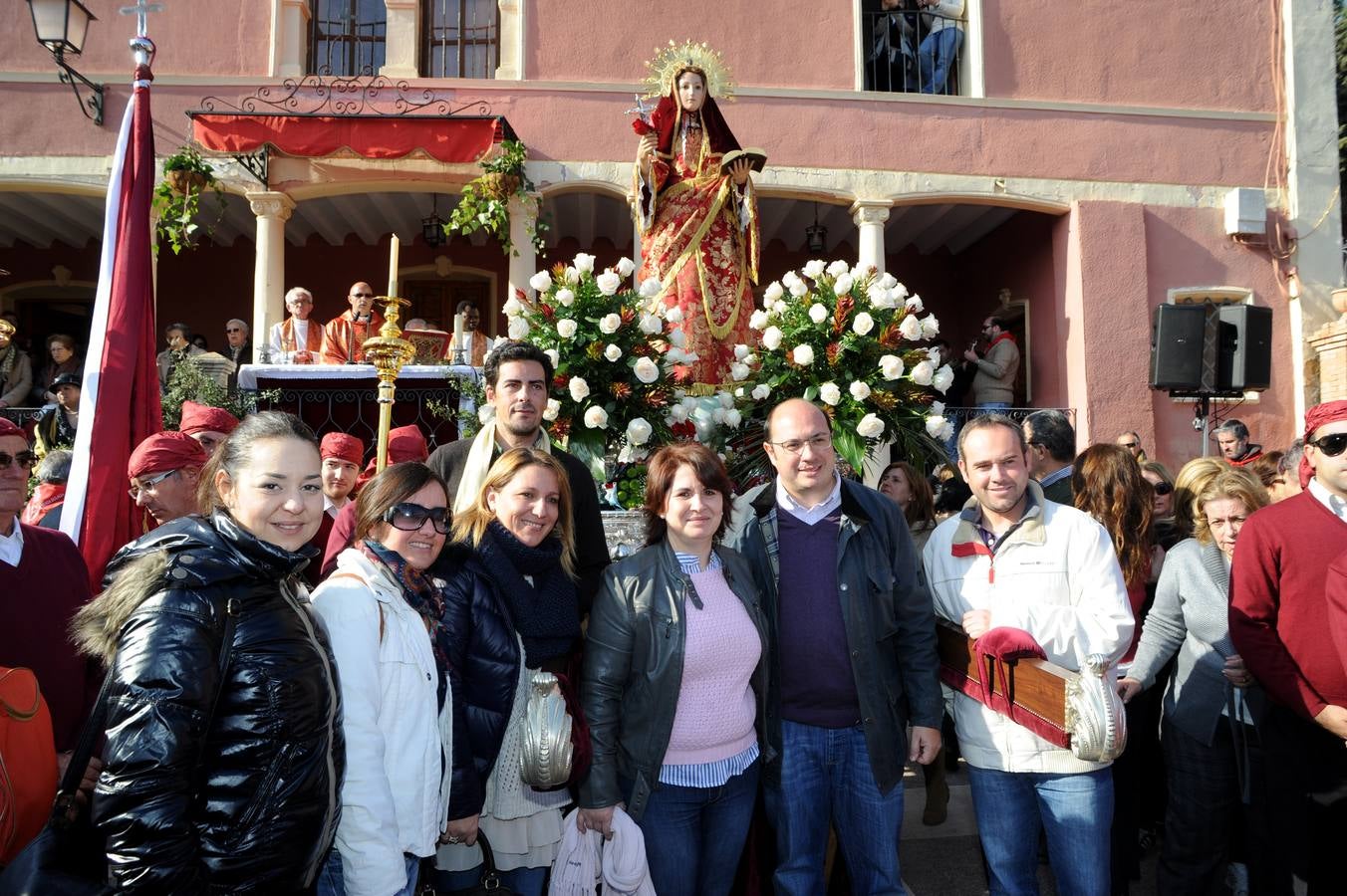 Santa Eulalia regresa a su ermita junto a 13.000 personas