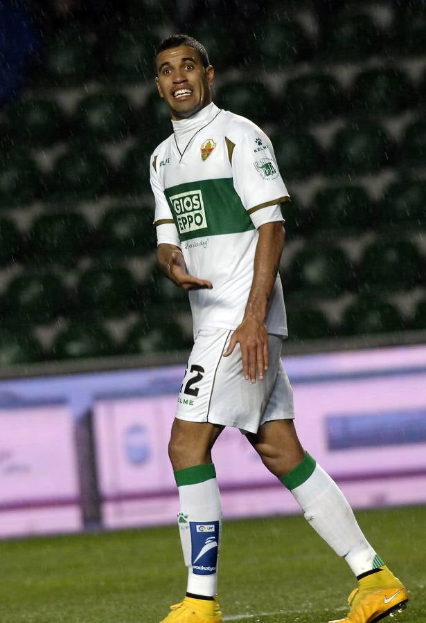 El Elche se enfrenta al Levante