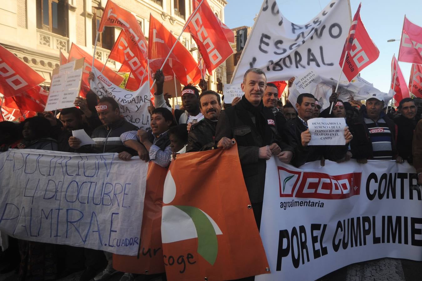 Clamor contra el abuso laboral en el campo murciano