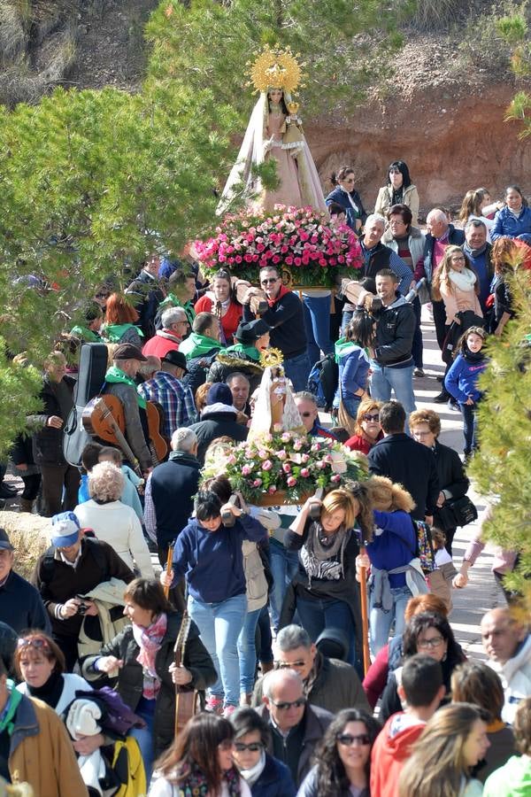 La Hoya se echa al monte con la Virgen de la Salud