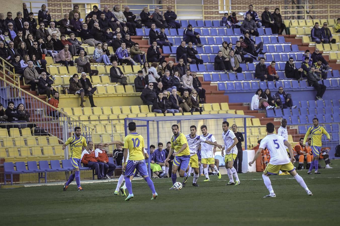 Goleada del Orihuela a un alicaído Torrevieja