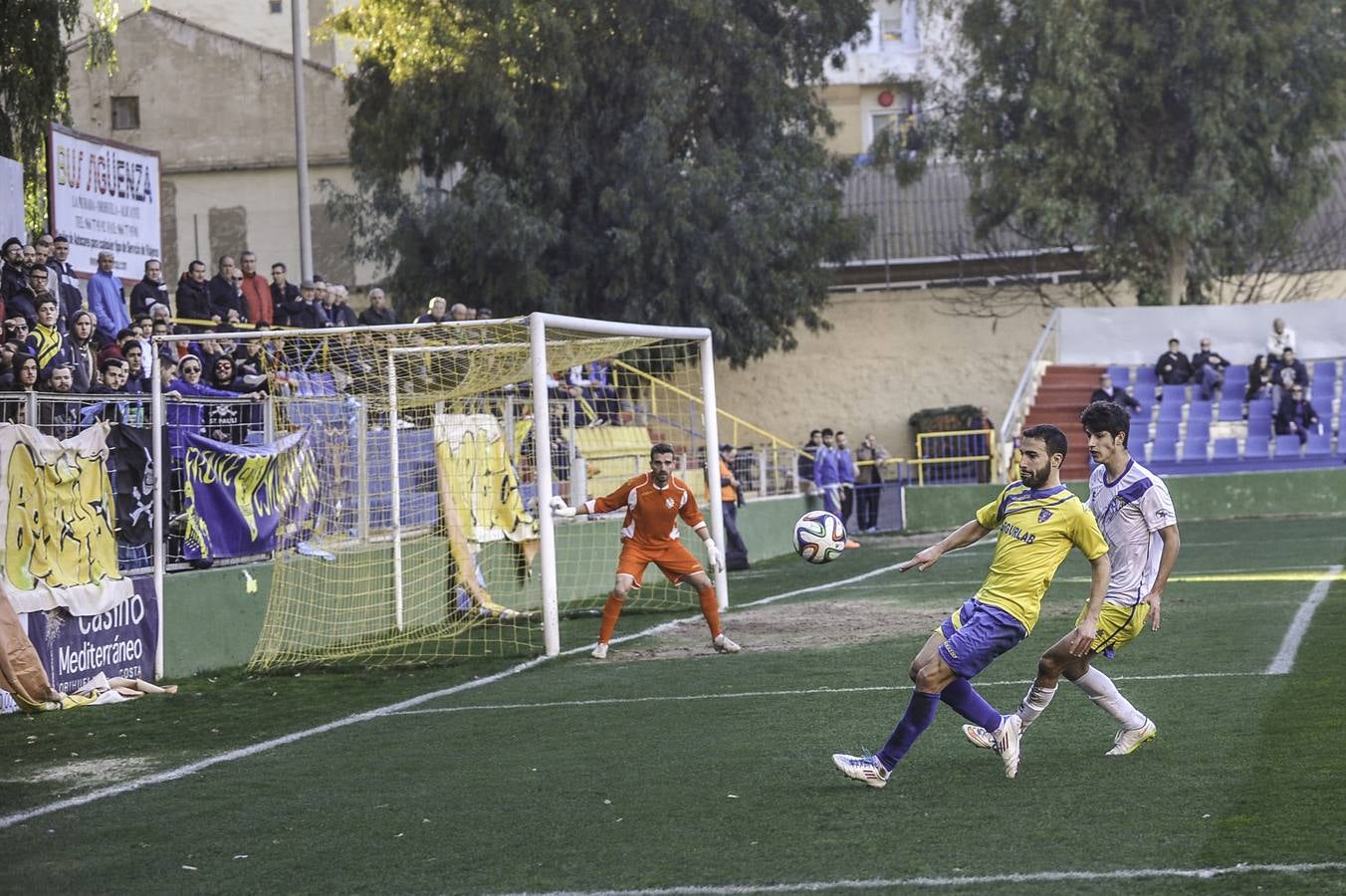 Goleada del Orihuela a un alicaído Torrevieja