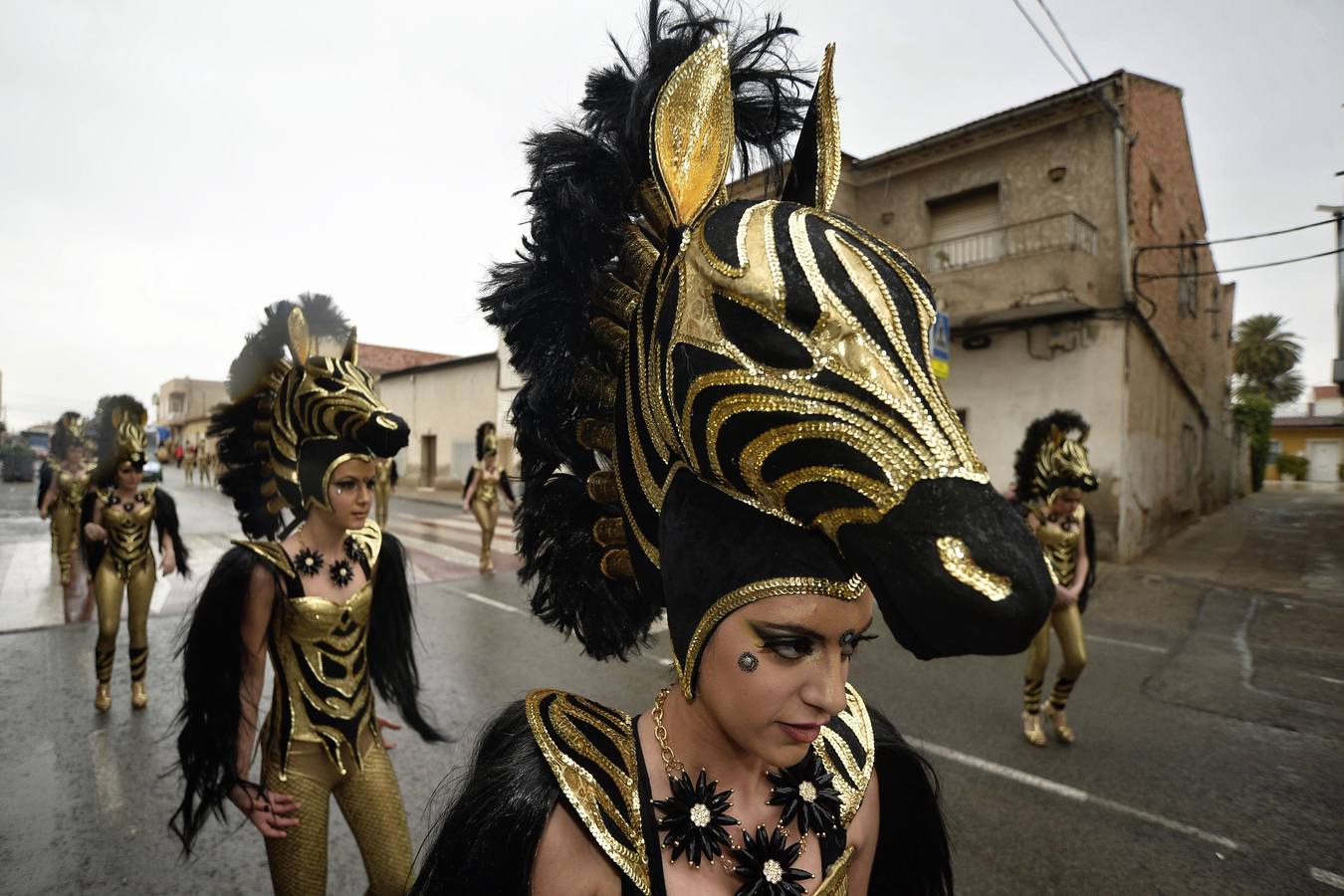Pablo Iglesias y La Pantoja bailan en Cabezo de Torres