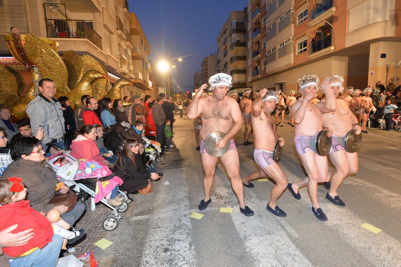 Águilas despide por todo lo alto el Carnaval