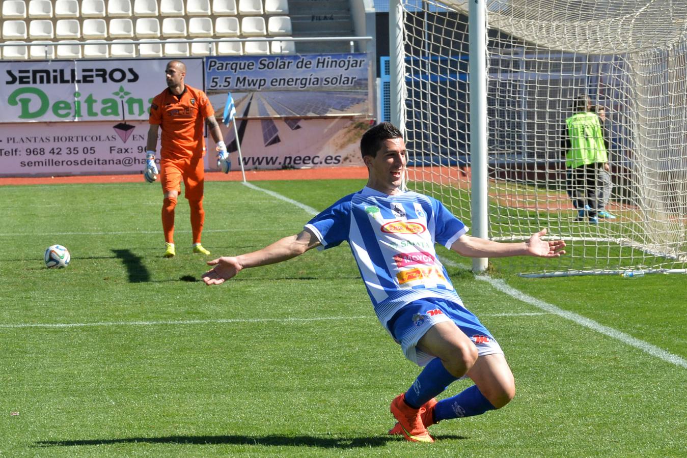 La Hoya empata por sorpresa ante el Cádiz (2-2)