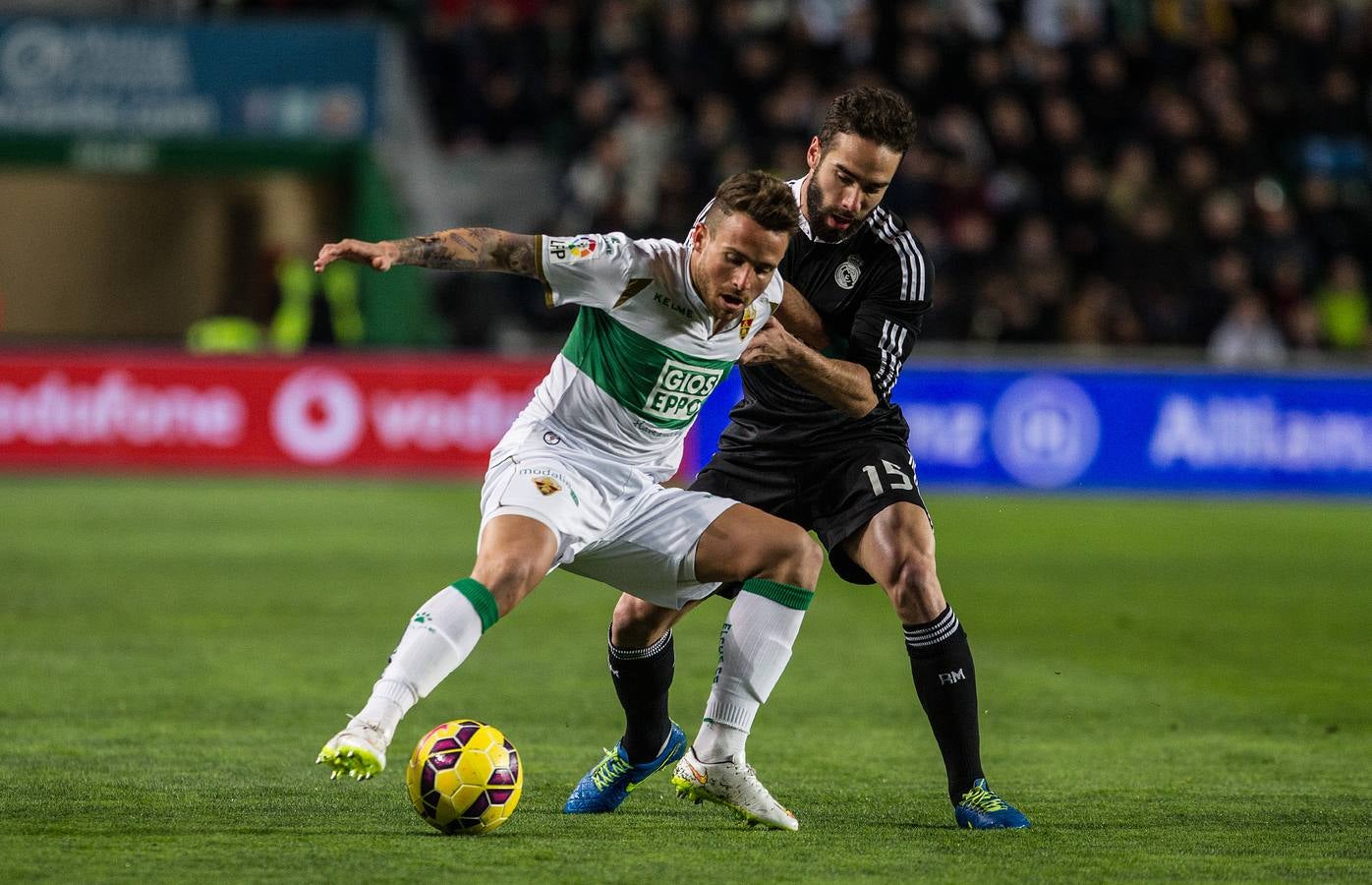 Partido entre el Elche y el Real Madrid