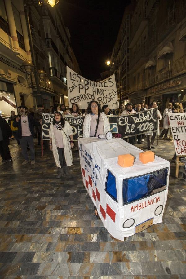 Miles de personas denuncian el «abandono» sanitario en Cartagena