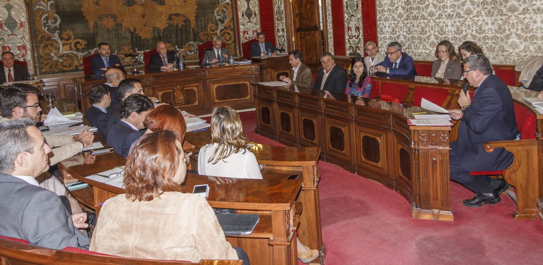 Pleno extraordinario en el Ayuntamiento de Alicante