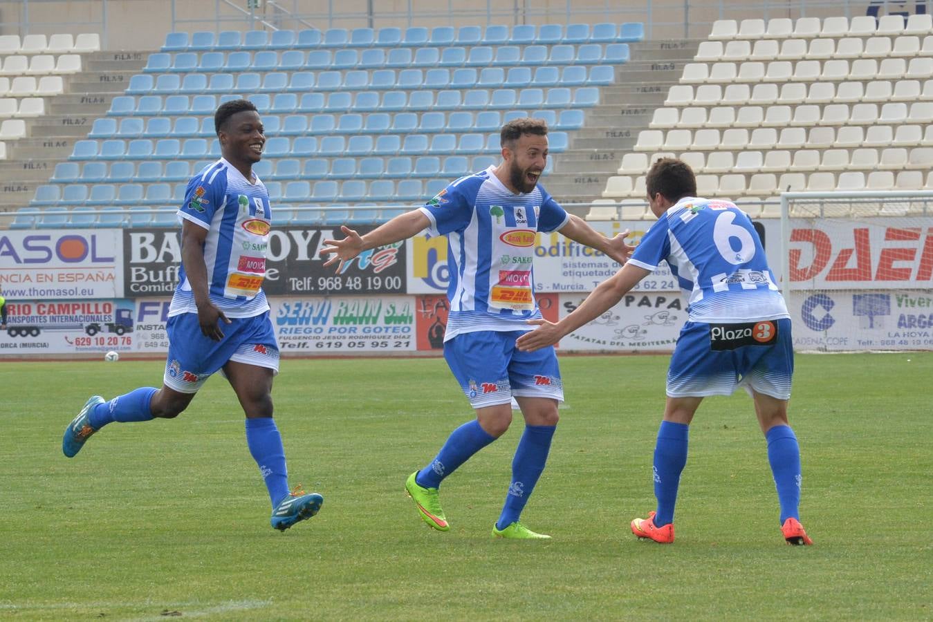 Imágenes del partido La Hoya-Real Jaén (1-2)