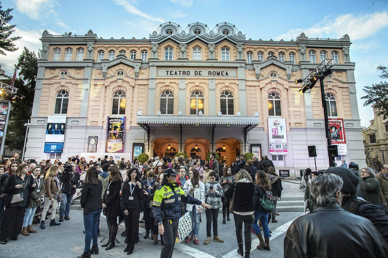 Presentación de la serie &#039;Seis hermanas&#039; en el Teatro Romea