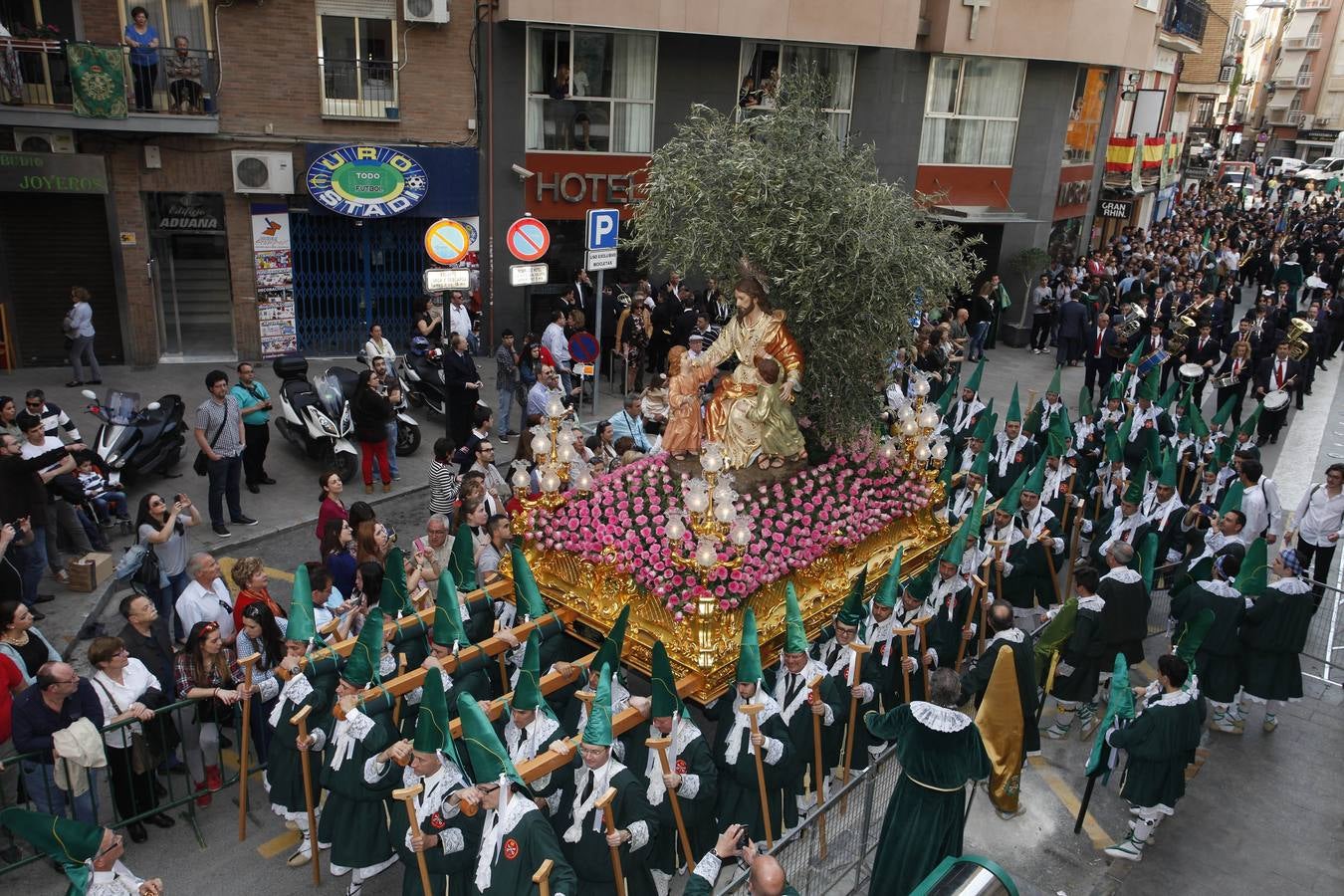 Procesión de la Cofradía de la Esperanza