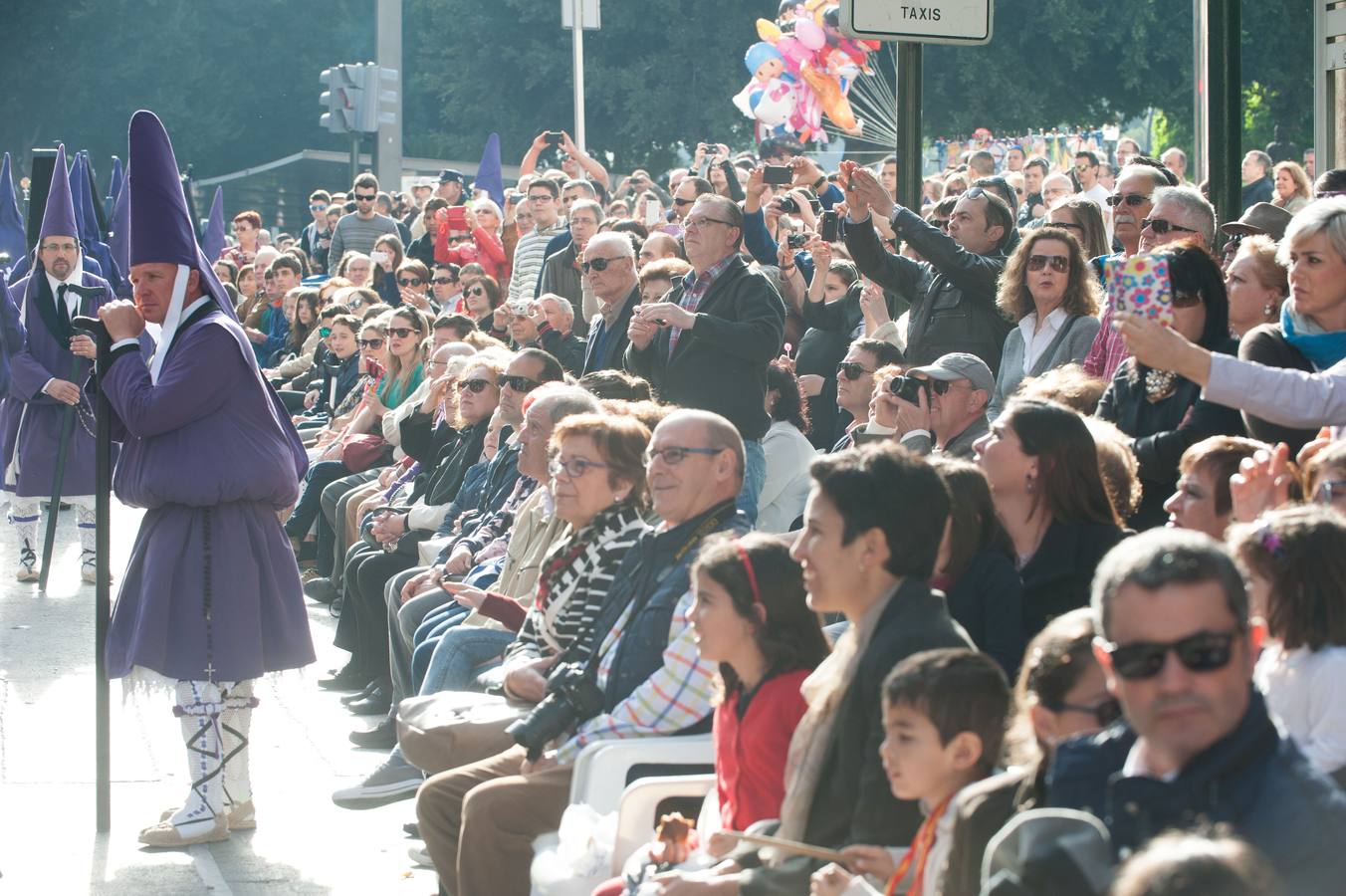 El morado toma el Viernes Santo murciano