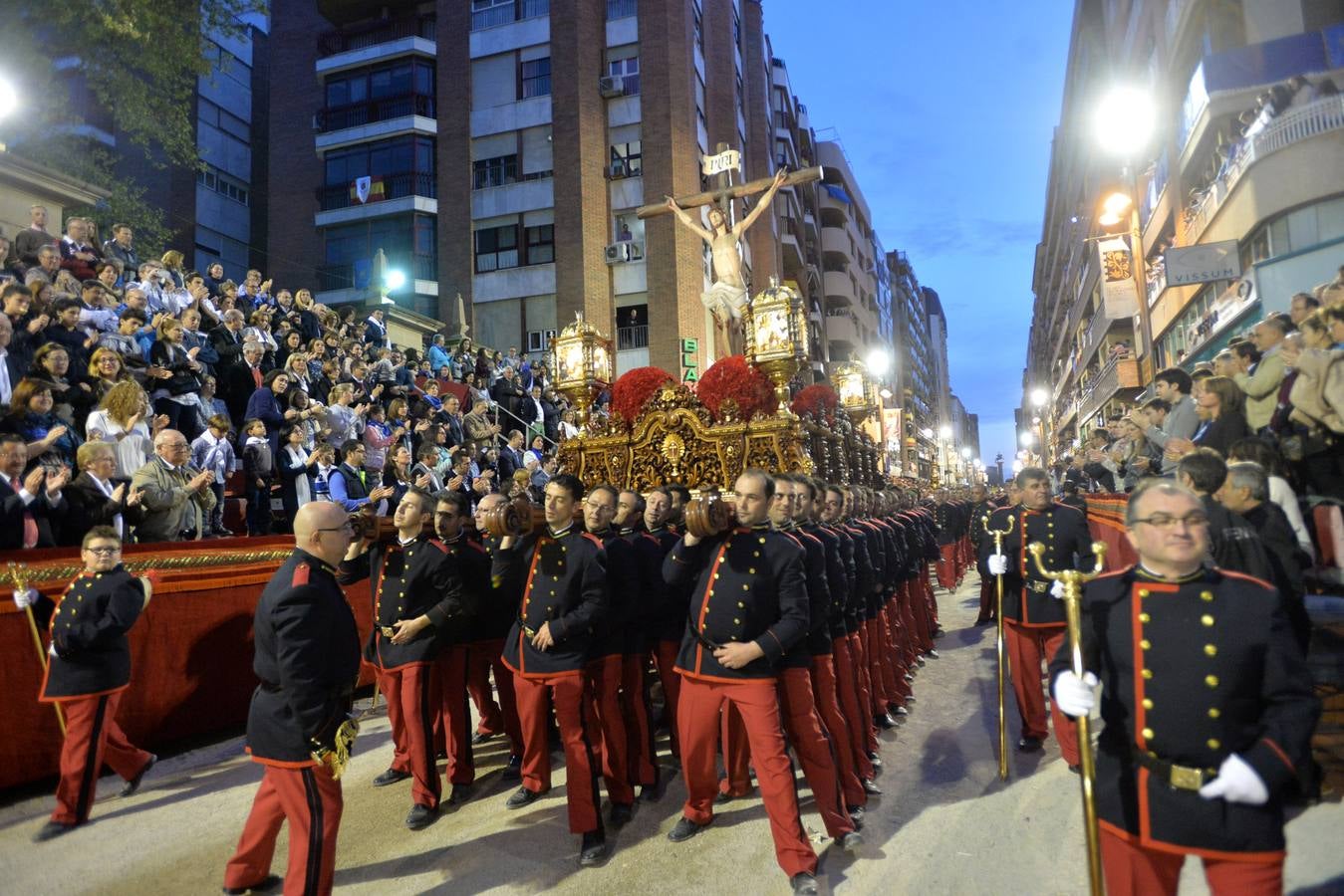 Fulgor blanco y azul en Lorca