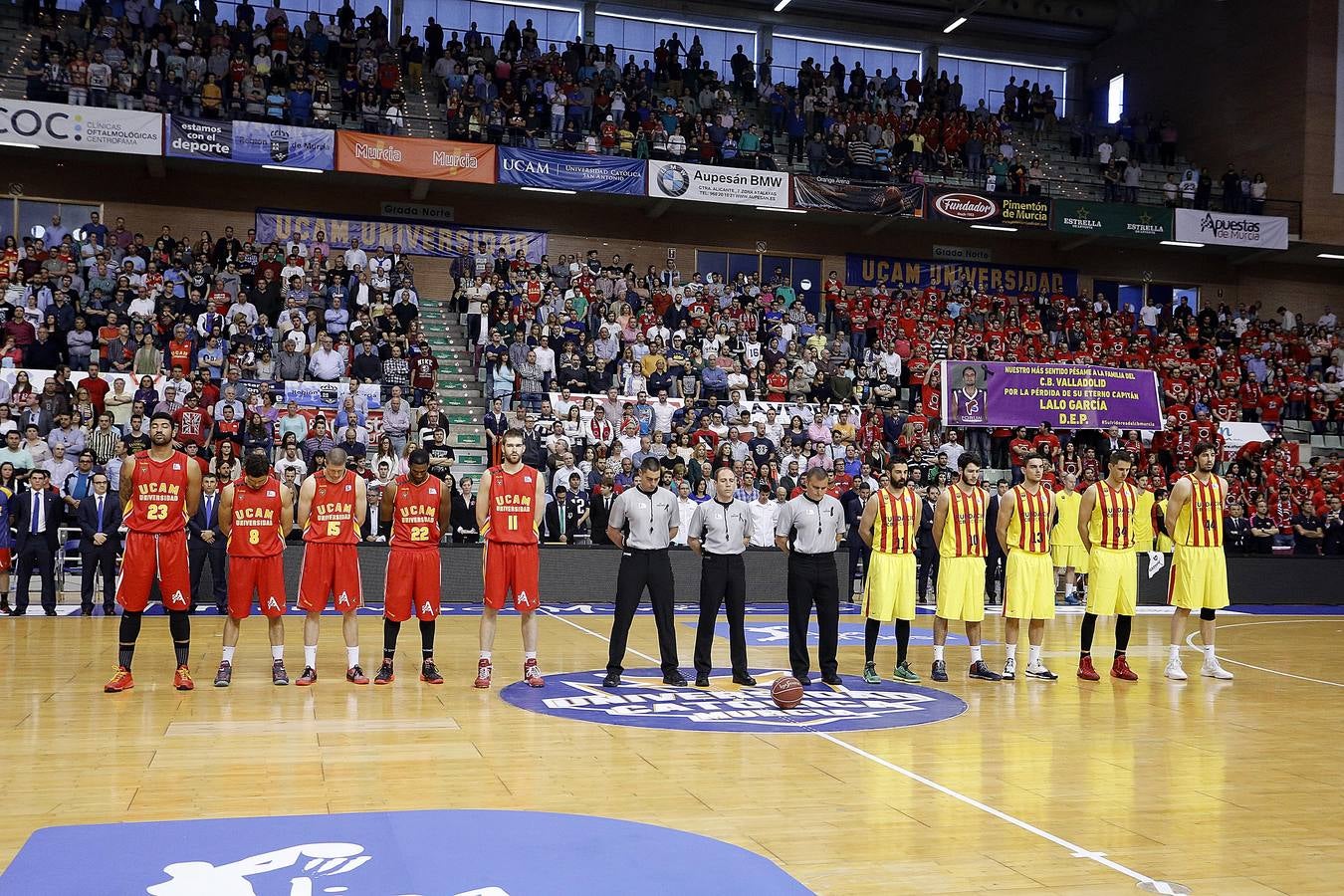 El UCAM Murcia pierte ante el FC Barcelona por un espeso ataque (64-76)