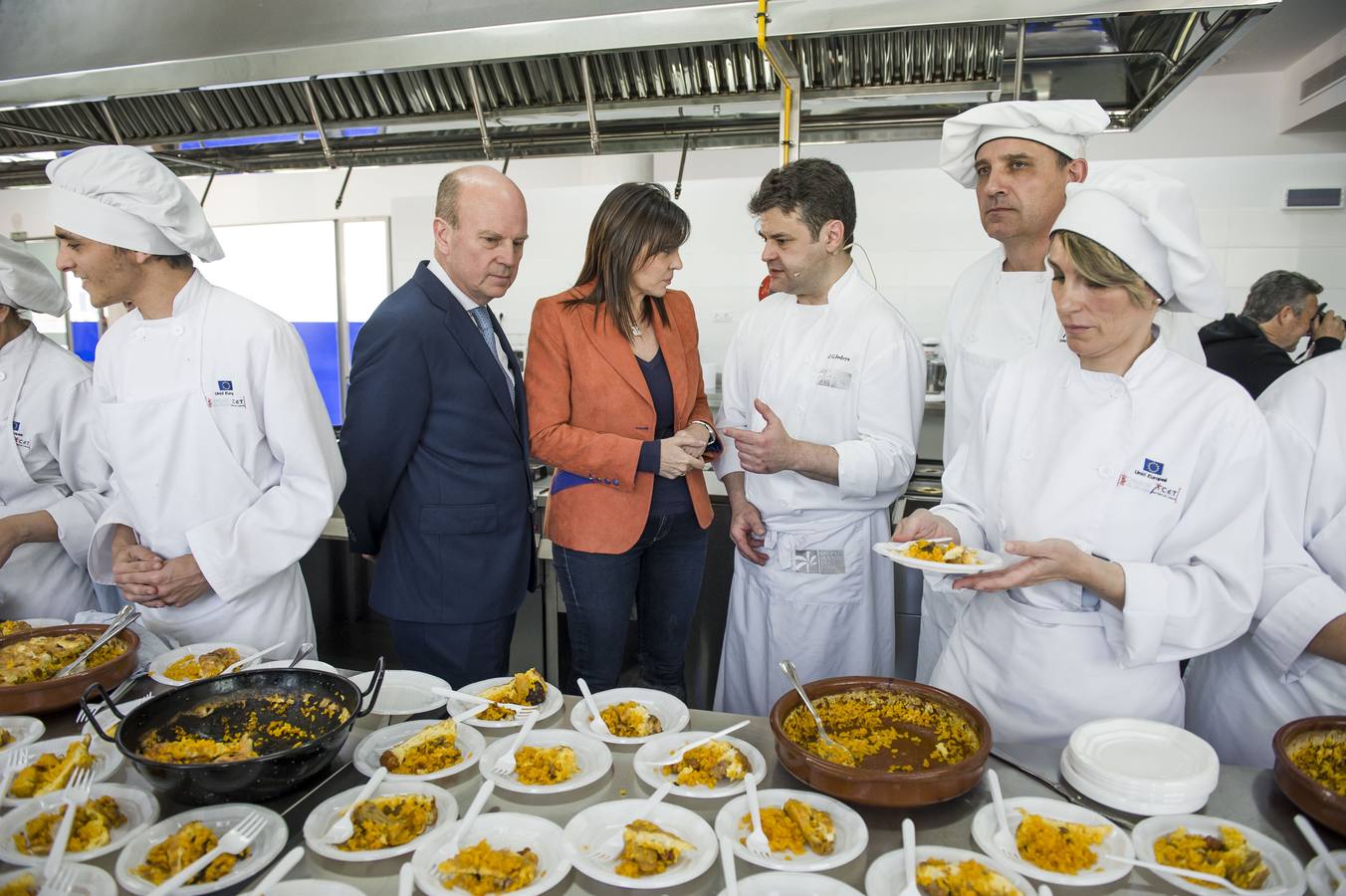 Buch visita la Escuela de Hostelería de Elche