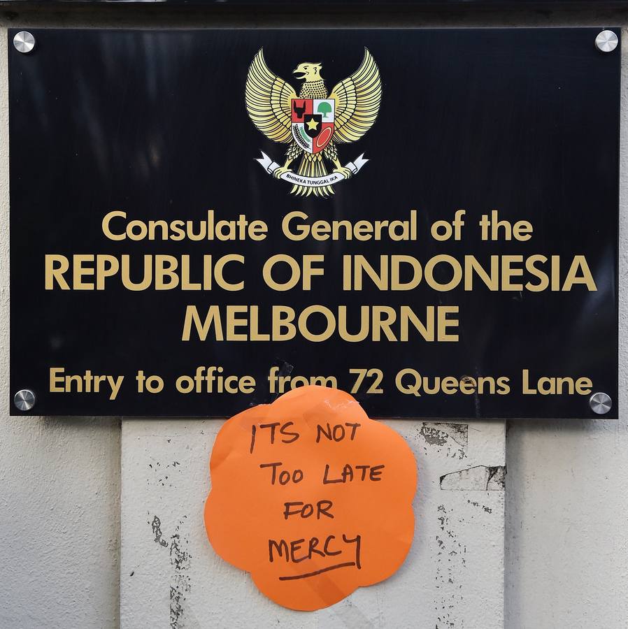 Australia pide clemencia para Chan y Sukaramaran