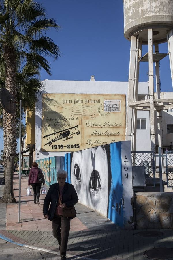 Cuarenta murales ponen color a las calles de Los Alcázares
