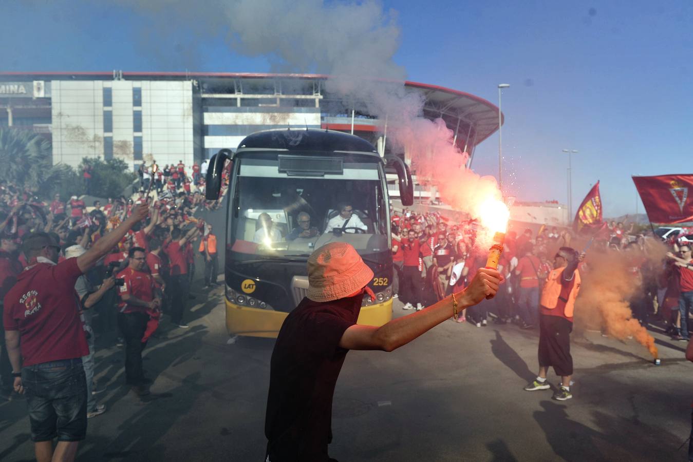 La afición grana, rumbo a Alicante