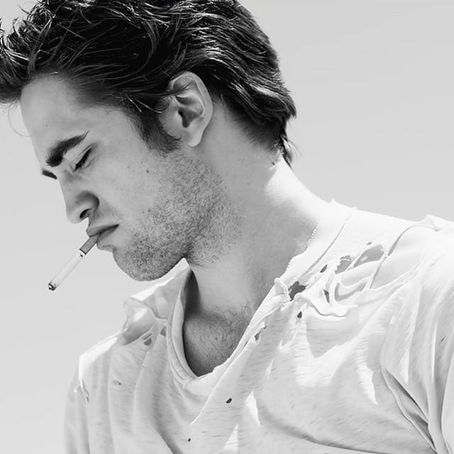 Robert Pattinson