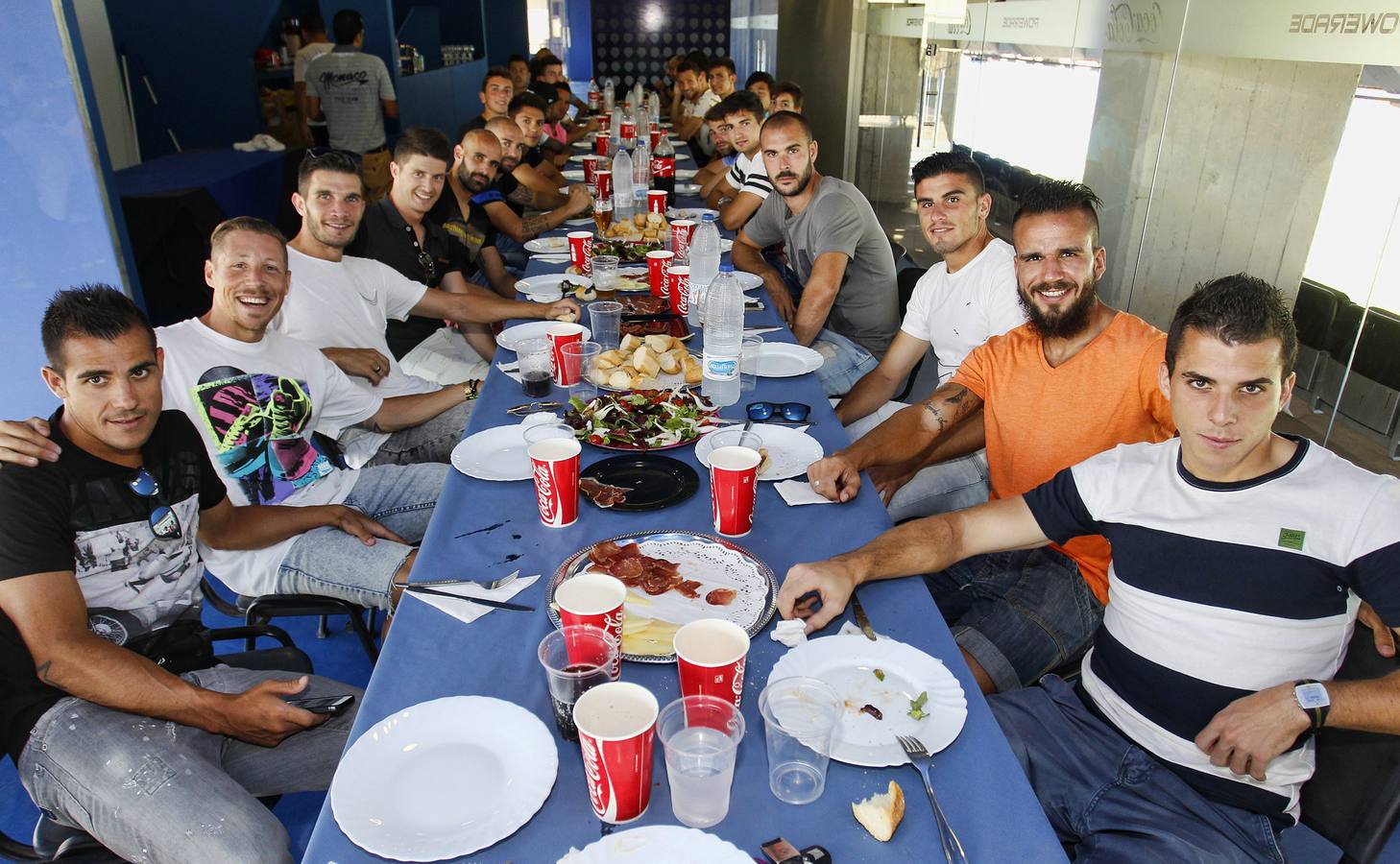 Los jugadores del Hércules disfrutan de una barbacoa