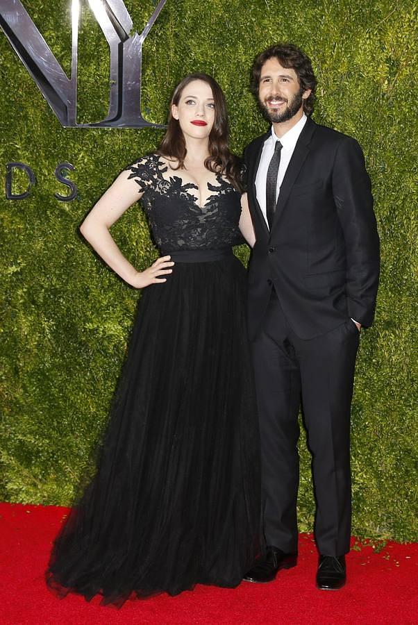 Kat Denning and el cantante Josh Groban. 