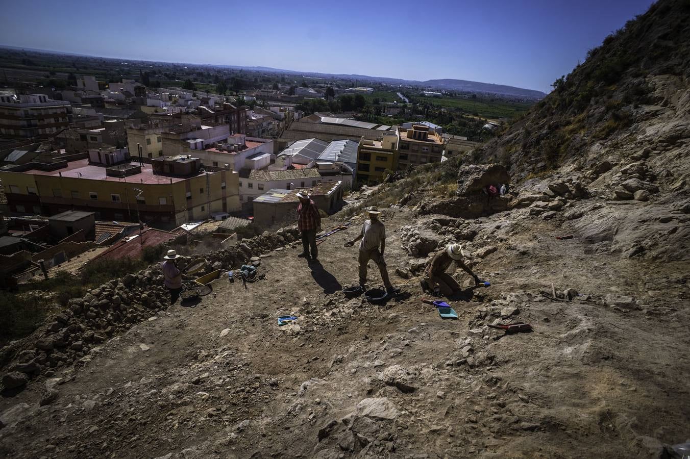 Excavación arqueológica en la Ladera del Castillo de Callosa del Segura