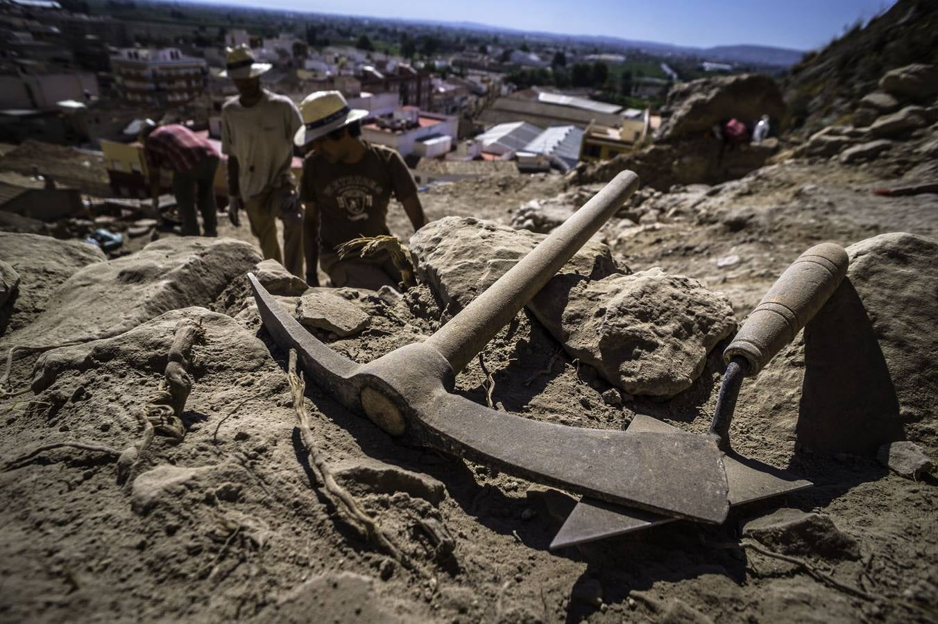 Excavación arqueológica en la Ladera del Castillo de Callosa del Segura