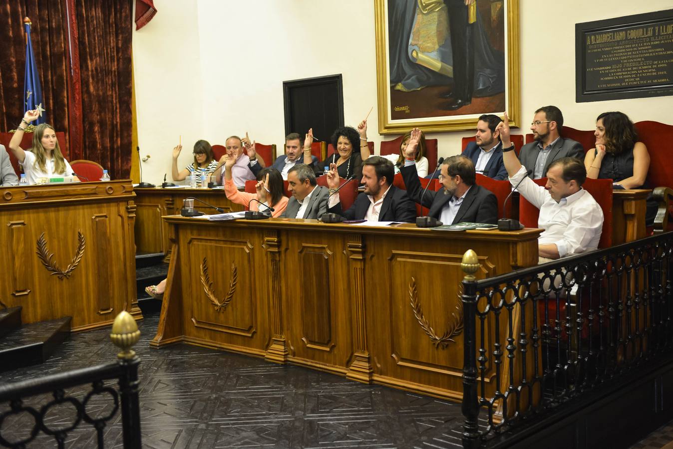 Pleno en el Ayuntamiento de Elche