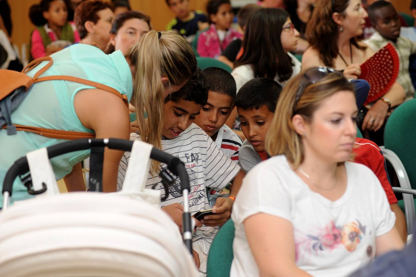 Cien niños saharauis disfrutarán de unas &#039;Vacaciones en paz&#039;