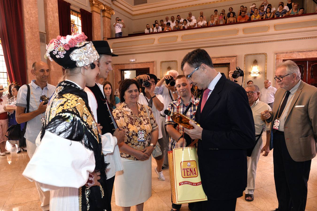 Recepción de los grupos de folclore