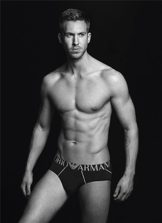 Calvin Harris se desnuda para Emporio Armani