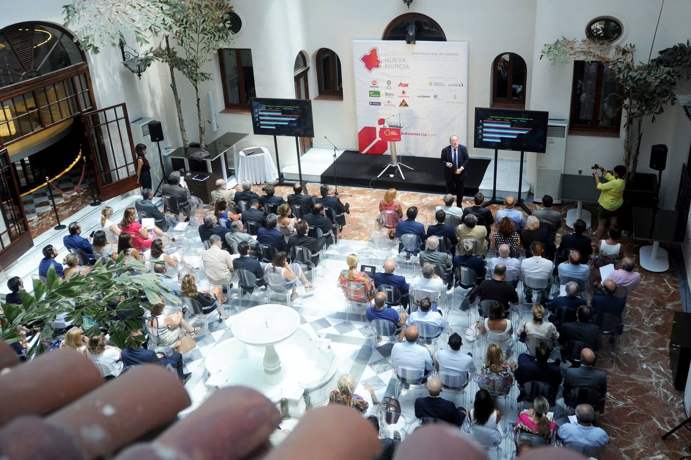 José María Gay de Liébana en el Foro Nueva Murcia