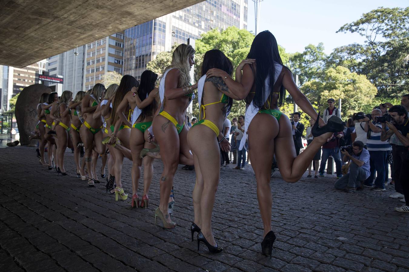 Buscando el mejor &#039;bumbum&#039;