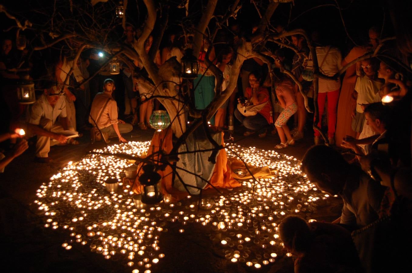 La noche en vela de Aledo acoge a 5.000 vecinos y visitantes