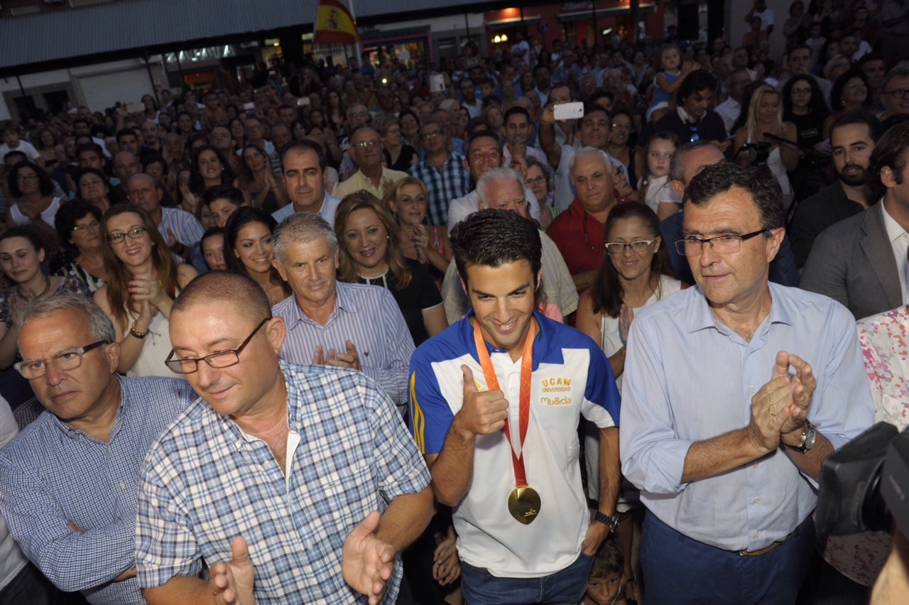 Llano de Brujas celebra con Miguel Ángel López la medalla de oro