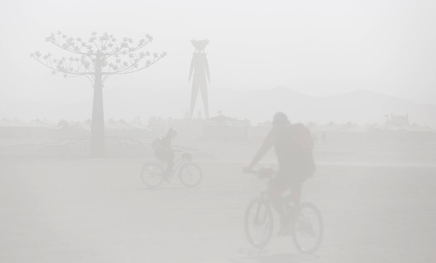 Espejos y música en el desierto de Nevada