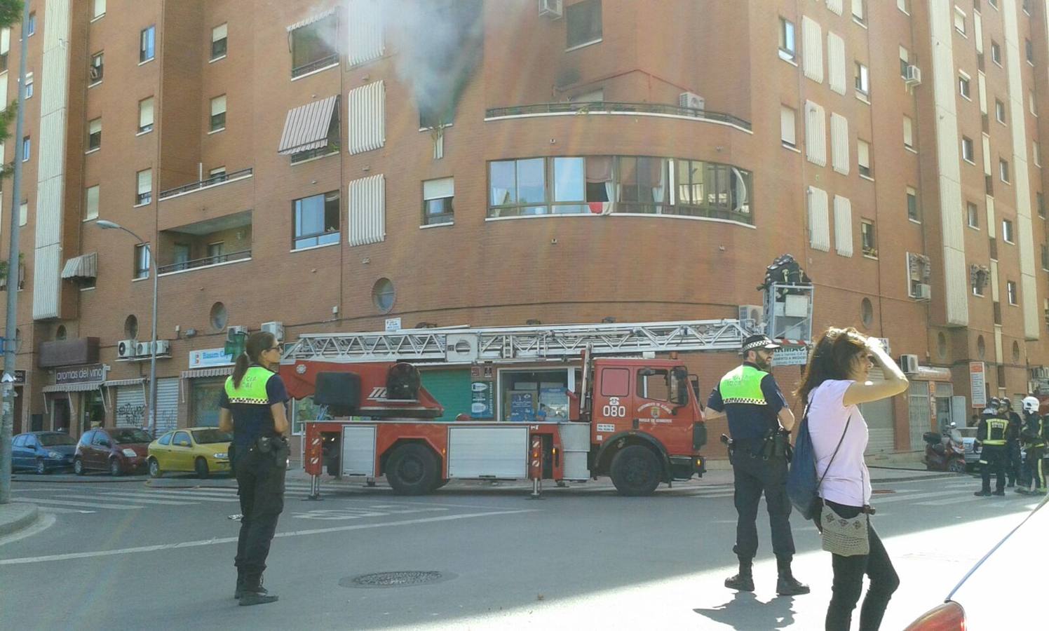 Incendio en una vivienda en el barrio de San Blas