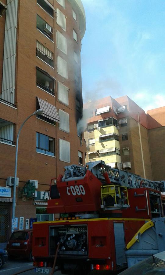 Incendio en una vivienda en el barrio de San Blas