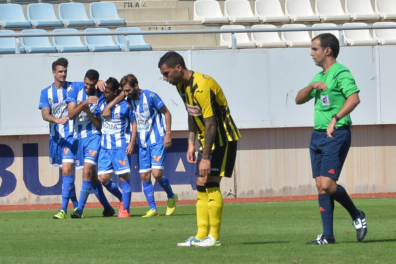 Las mejores instantáneas del partido entre La Hoya Lorca y San Roque de Lepe