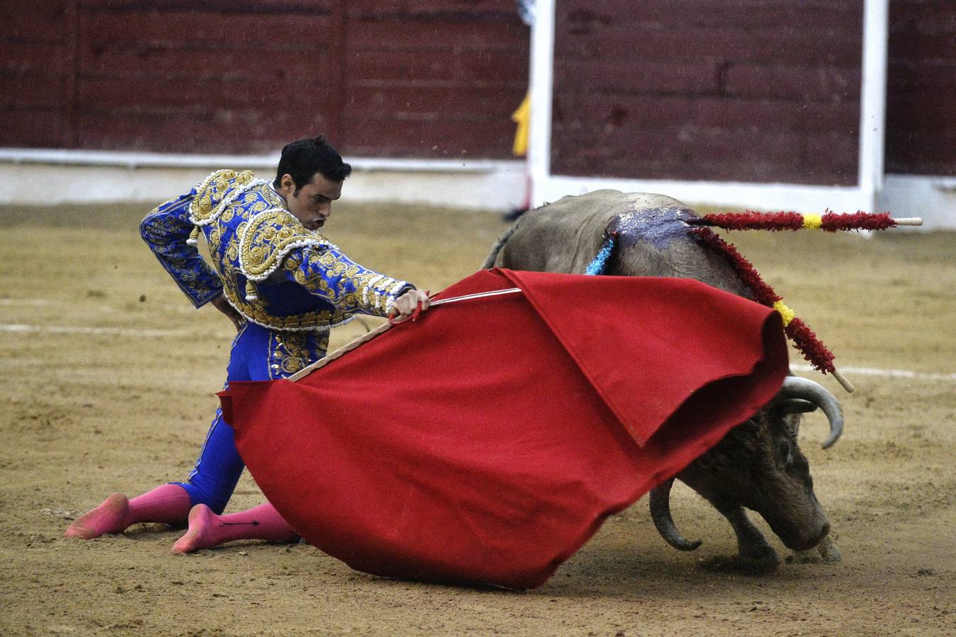 Antonio Puerta corta cuatro orejas y un rabo en la corrida de Abarán