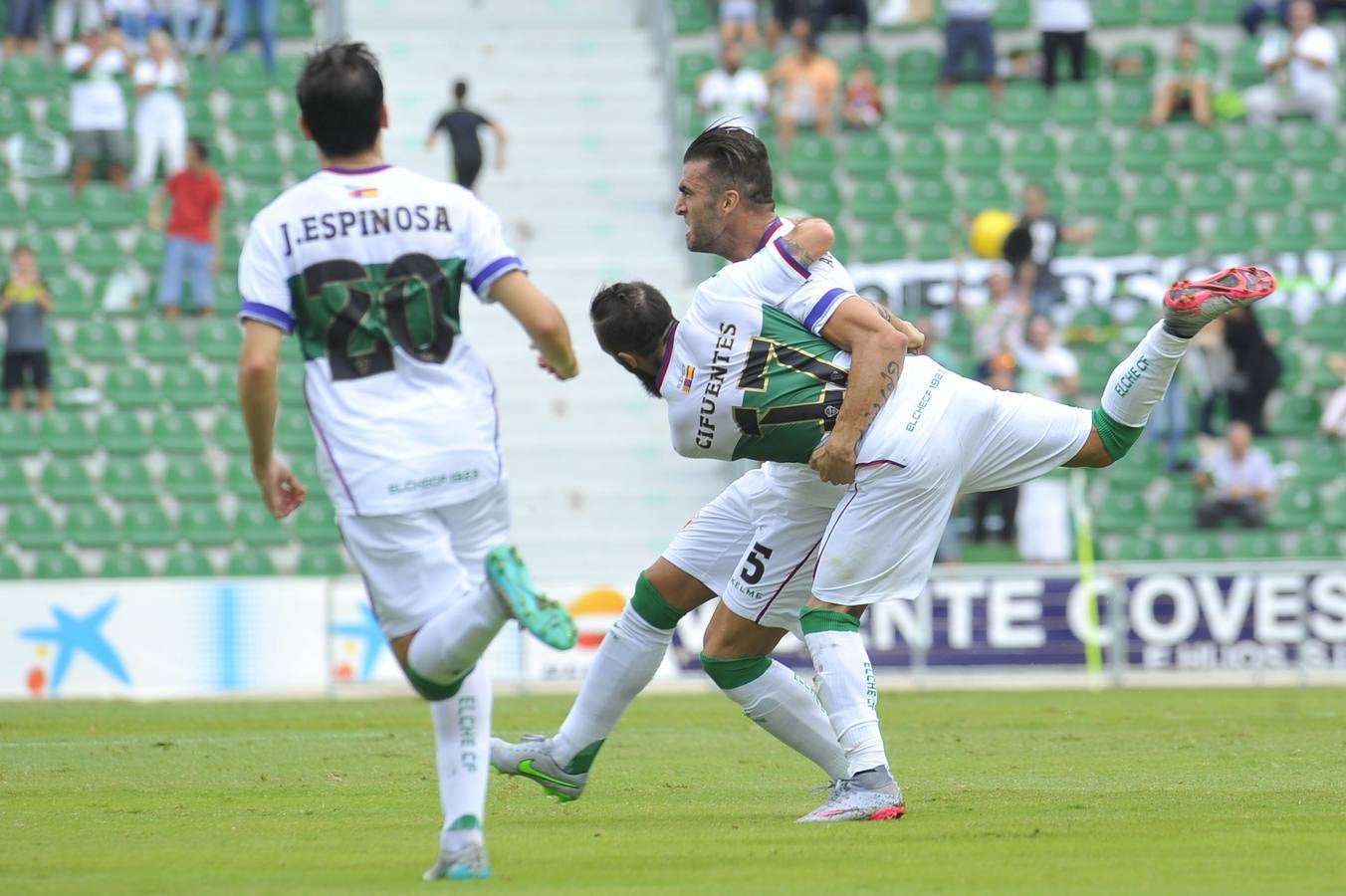 Partido entre el Elche y el Oviedo