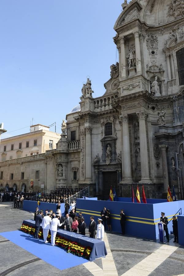 El ministro Fernández Díaz preside el acto central del Día de la Policía