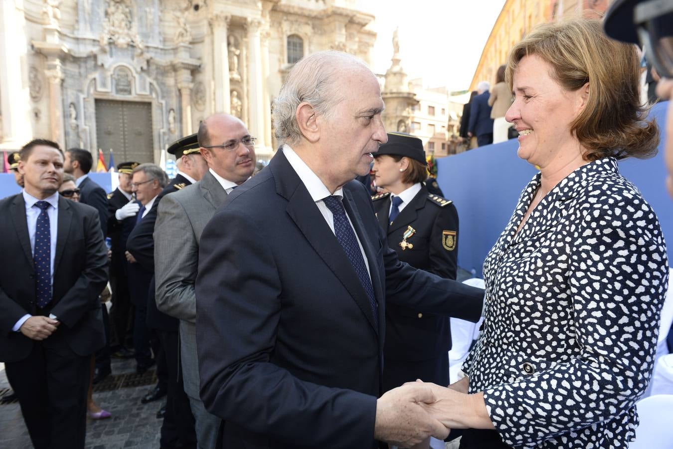 El ministro Fernández Díaz preside el acto central del Día de la Policía